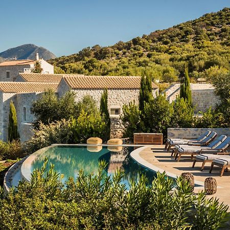Aria Estate Suites & Spa Areopoli Luaran gambar