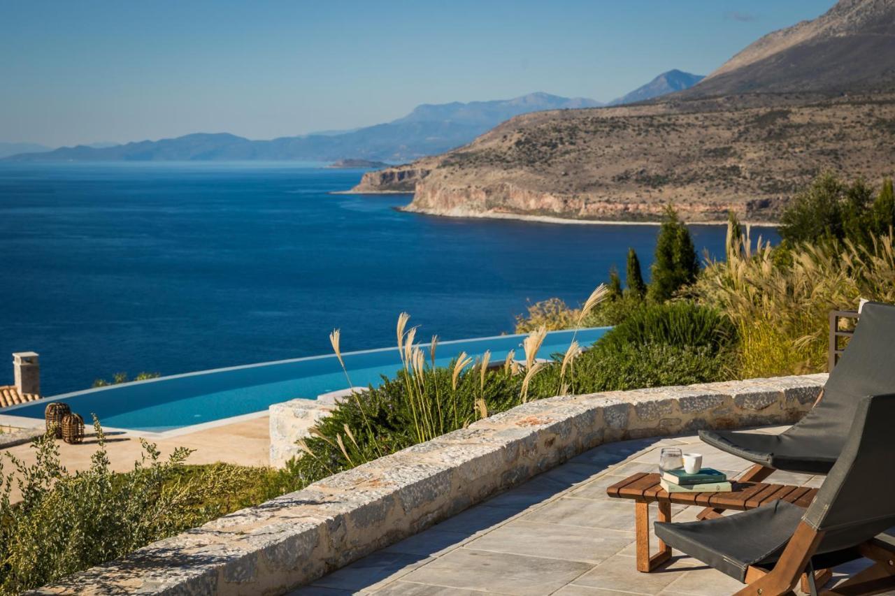 Aria Estate Suites & Spa Areopoli Luaran gambar