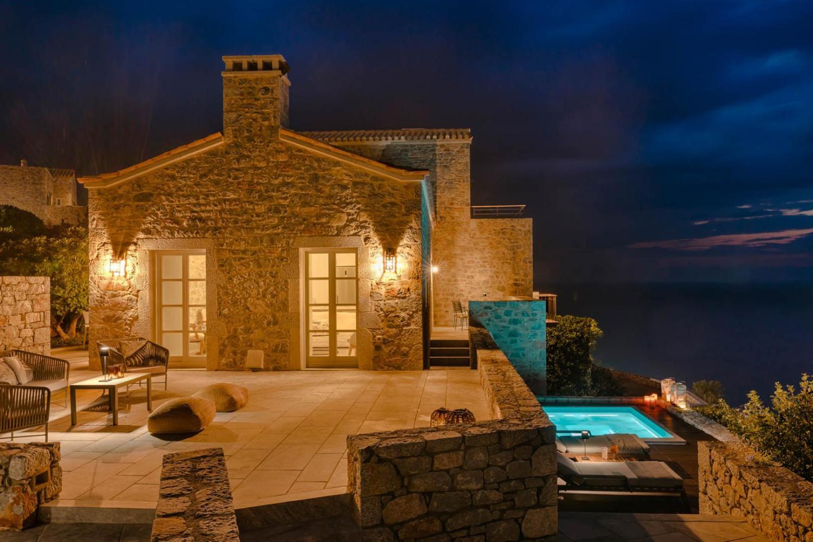 Aria Estate Suites & Spa Areopoli Luaran gambar